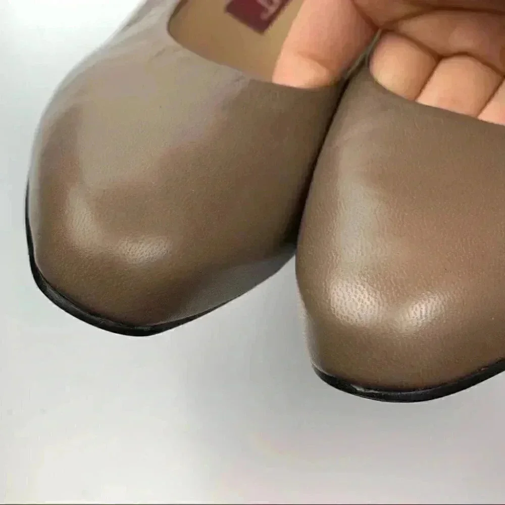 Easy spirit womens heels size 11 taupe vintage 80s career